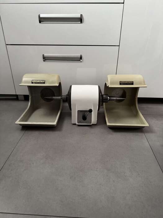 Продам полірувальний комплект Wassermann, хороший стан працює тихо. Zooble.com.ua