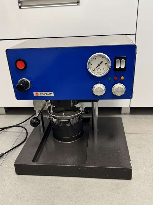 Продам прилад для виготовлення кап ,досить добротний стан ,виробник -Німеччина Zooble.com.ua