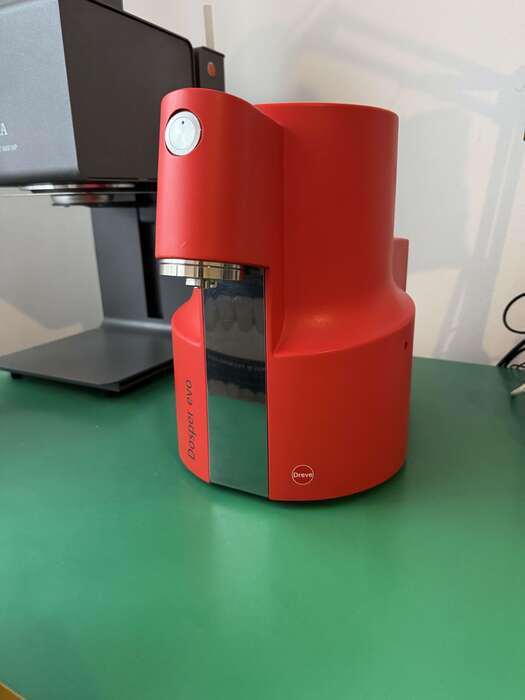 Продам прилад для змішування силіконових мас Dosper evo ,відмінний стан ,виробник -Німеччина. Zooble.com.ua