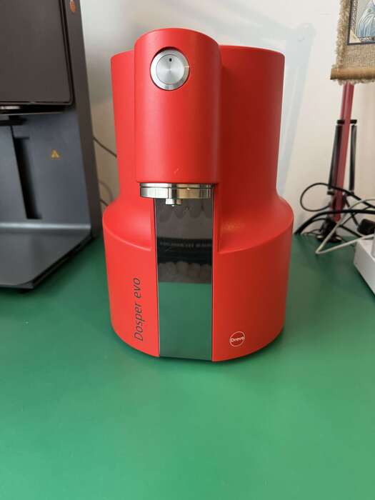 Продам прилад для змішування силіконових мас Dosper evo ,відмінний стан ,виробник -Німеччина. Zooble.com.ua