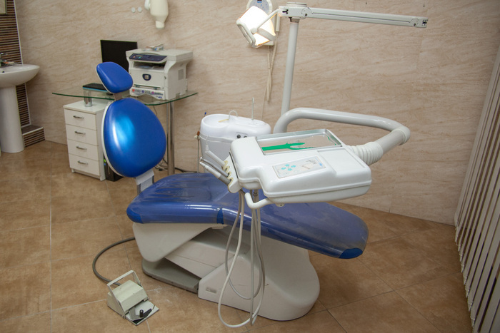 Продам стоматологическая установка Esse Formula Fitting (by cemm) Италия г. Болонья. Zooble.com.ua