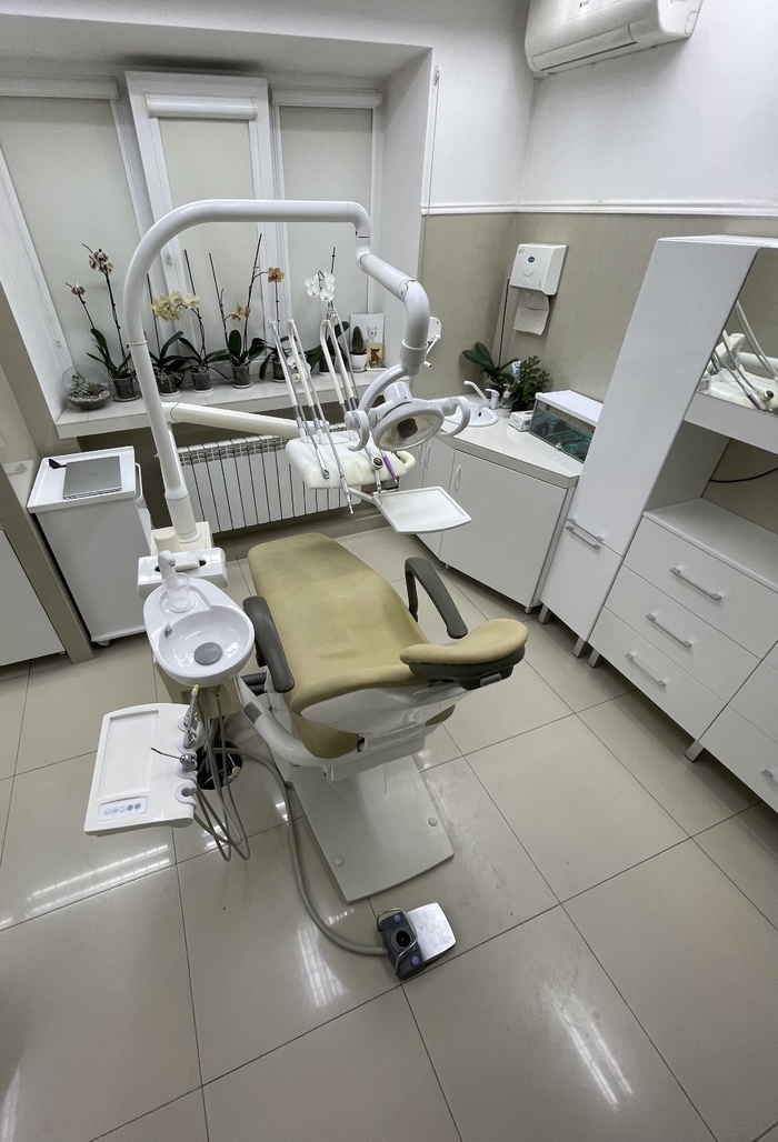 Продам стоматологическую установку Premier 16, Ю.Корея, состояние идеал Zooble.com.ua