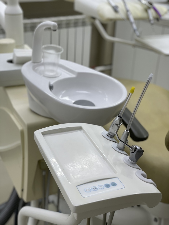 Продам стоматологическую установку Premier 16, Ю.Корея, состояние идеал Zooble.com.ua