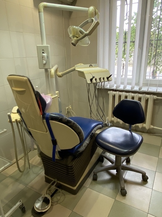 Продам стоматологическую установку sirona c8 Состояние рабочее, нуждается в `перетяжке` Zooble.com.ua