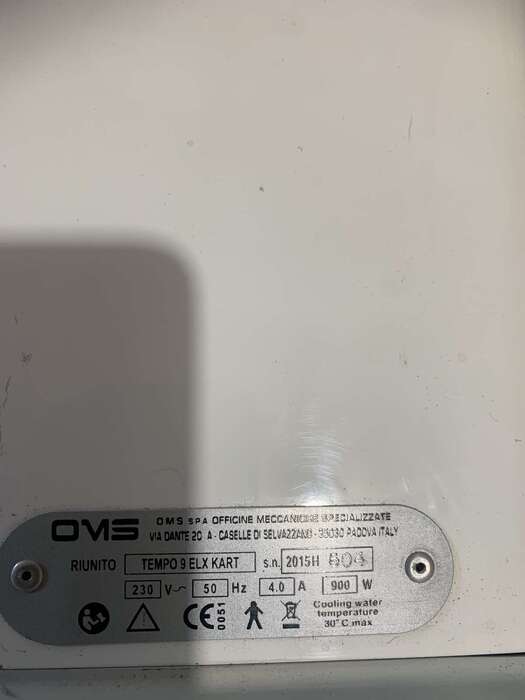 Продам стоматологічний мобік Італійськоі фірми OMS привезений з закордону в гарному робочому стані всі подробиці по тел. Zooble.com.ua