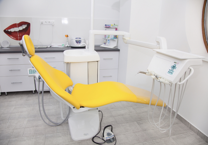 Продам стоматологічну установку в ідеальному стані Zooble.com.ua