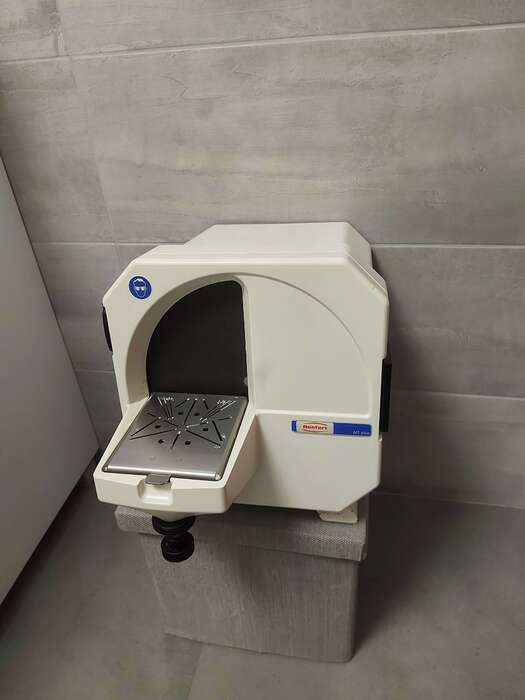 Продам трімер Renfert MT plus, досить добротний стан , працює добре та тихо. Zooble.com.ua