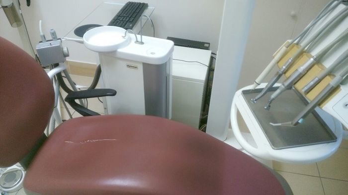 Продам стоматологическую установку Diplomat consul d10 Zooble.com.ua