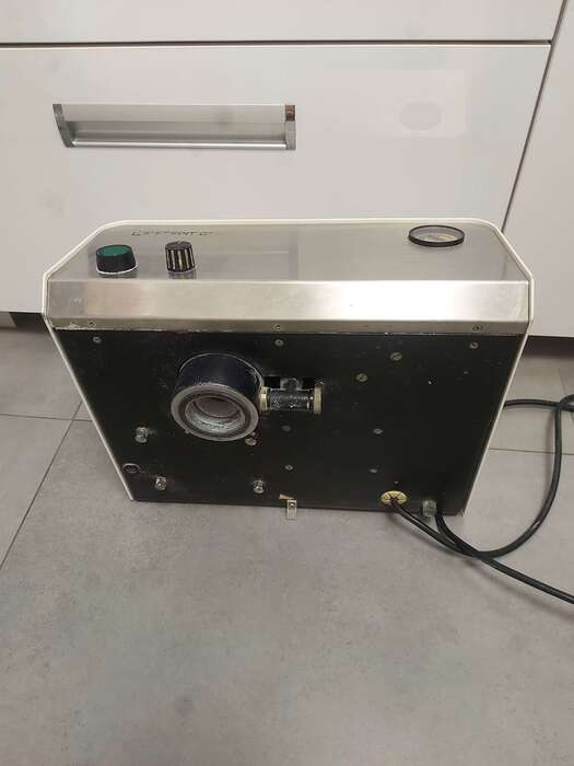 Продам вакуумний  змішувач Wassermann  із вмонтованою помпою . ( Помпа не викачує вакуум).Ціна 350€. Zooble.com.ua