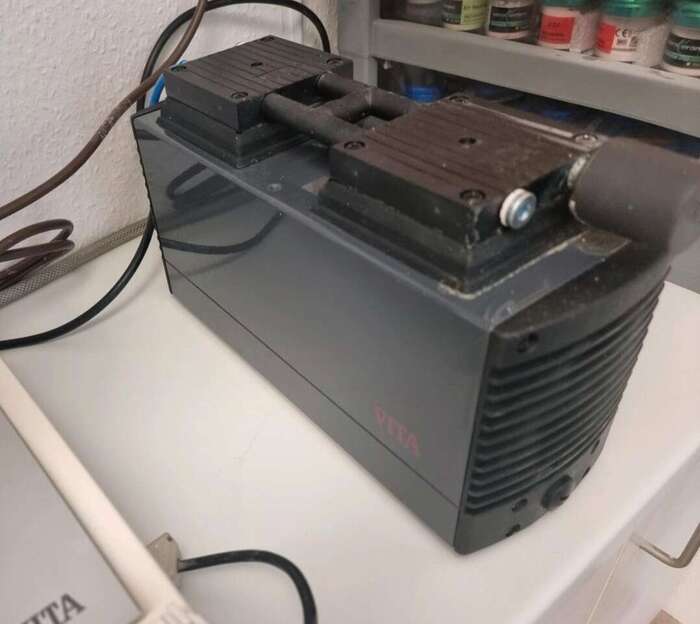 Продам вакуумну помпу Vita. Досить добротний стан , працює добре та справно. Zooble.com.ua