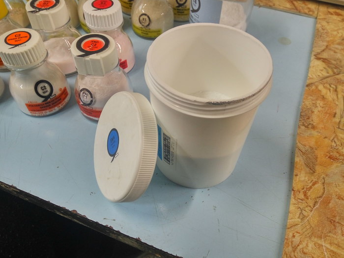 Продам vita omega 900. Всё 50 граммовые, эмаль грамм 100 EN4, T4- грамм 50. За все 440$. Или обменяю на Heraceram. Zooble.com.ua