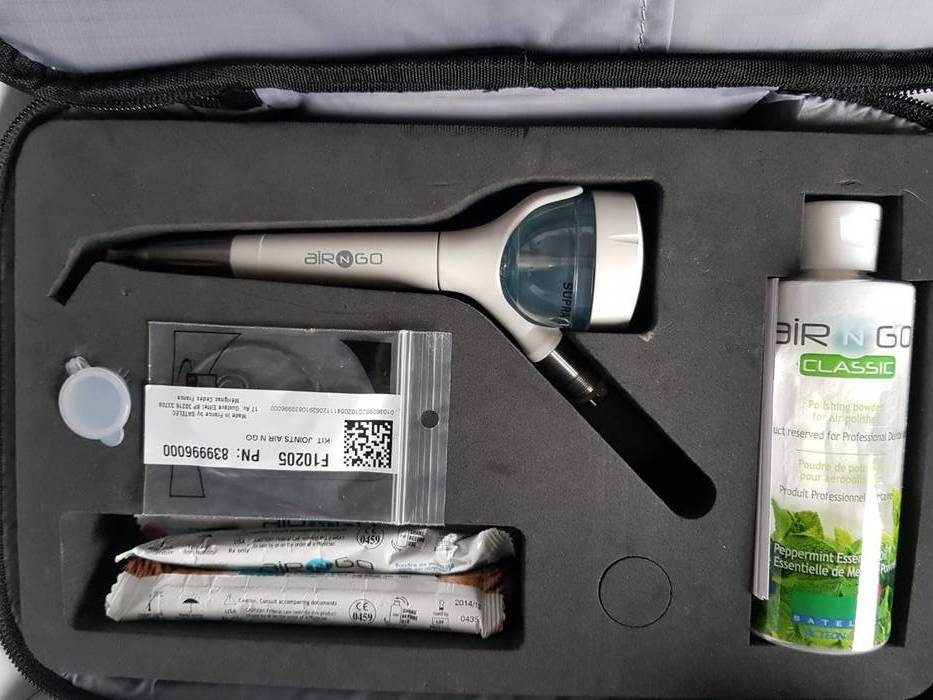 Продам внутриротовой содоструйный профилактический аппарат Air n Go фирмы Acteon Satelec (Франция). В работе не был Zooble.com.ua