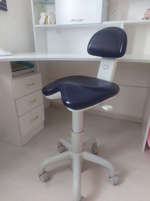 Продам вживані стільці KaVo , хороший стан , виробник Німеччина. Zooble.com.ua