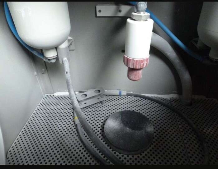 Продам вживаний піскоструминний апарат Duostar Z2 з фільтрувальним модулем, відмінний стан ,виробництва Bego- Німеччина Zooble.com.ua