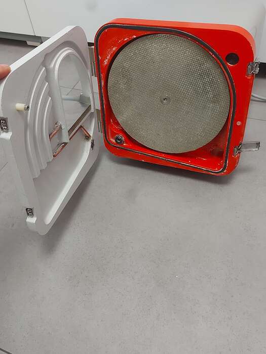 Продам  вживаний зуботехнічний трімер Renfert  MT1, відмінний стан , працює добре та тихо. Zooble.com.ua