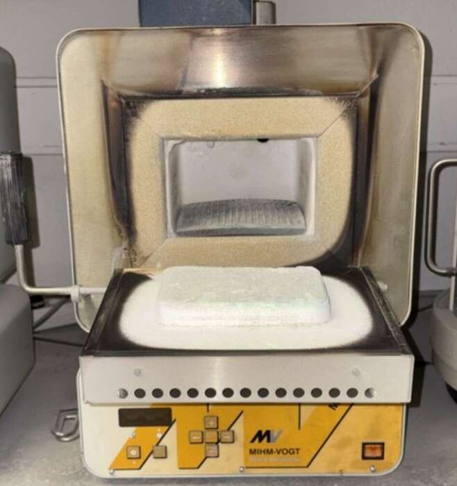 Продам вживану муфельну піч MIHM-VOGT . Хороший стан. Zooble.com.ua