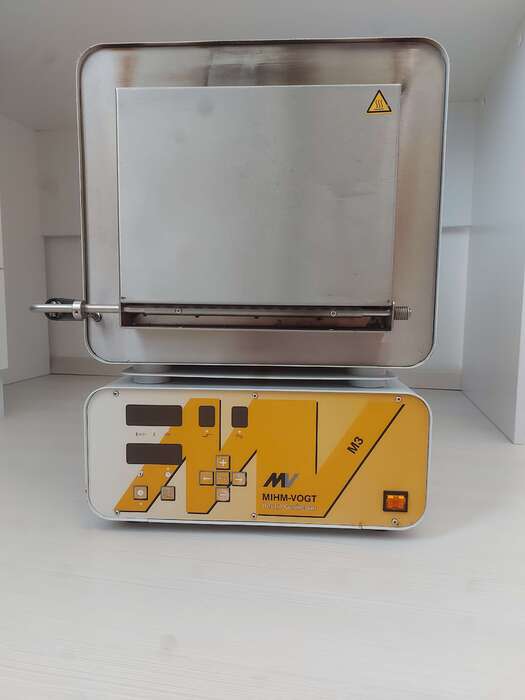 Продам вживану муфельну піч MiHM-VOGT, досить добротний стан , виробник Німеччина. 820€ Zooble.com.ua