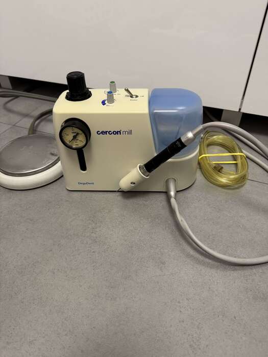 Продам вживану зуботехнічну турбіну хороший стан з Німеччини. Zooble.com.ua