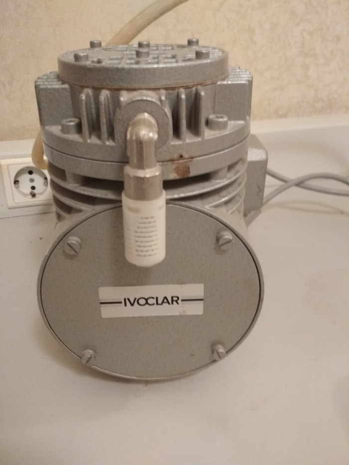 Продам зуботехническую печь IVOCLAR Programat P 90 Zooble.com.ua