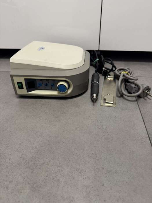 Продам зуботехнічнийнаконечник із блоком керування Fino,відміннийстан , виробник -Німеччина. Zooble.com.ua