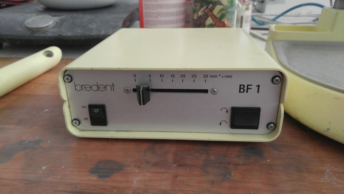 Продаю фрезер BREDENT BF1 в доброму робочому стані. Zooble.com.ua