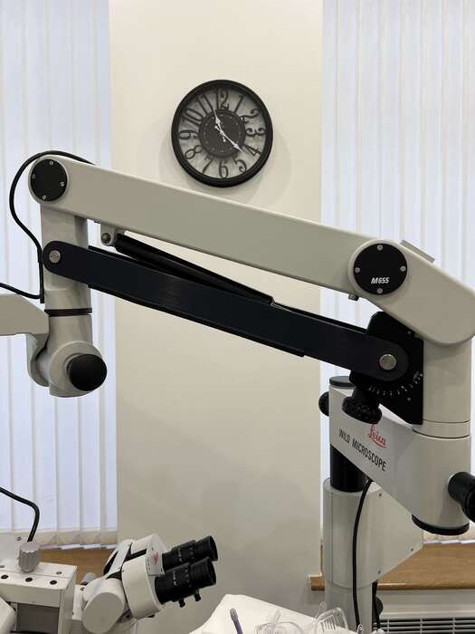 Продаю стоматологічний мікроскоп Leica M655 б/в в гарному стані. Все працює. Київ Zooble.com.ua