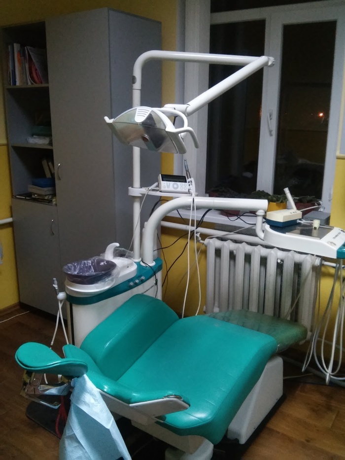 Продаю стоматологічну установку Chiradent 654 1998 р в. стан на фото Zooble.com.ua