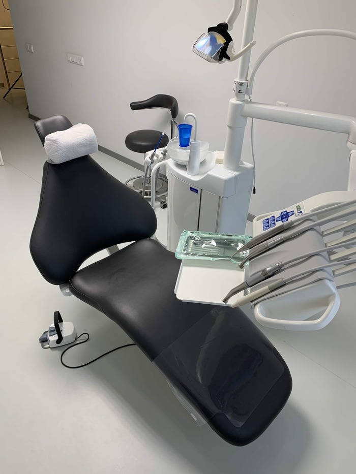 Продаються стоматологічні установки PLANMECA COMPACT i (Фінляндія) Zooble.com.ua