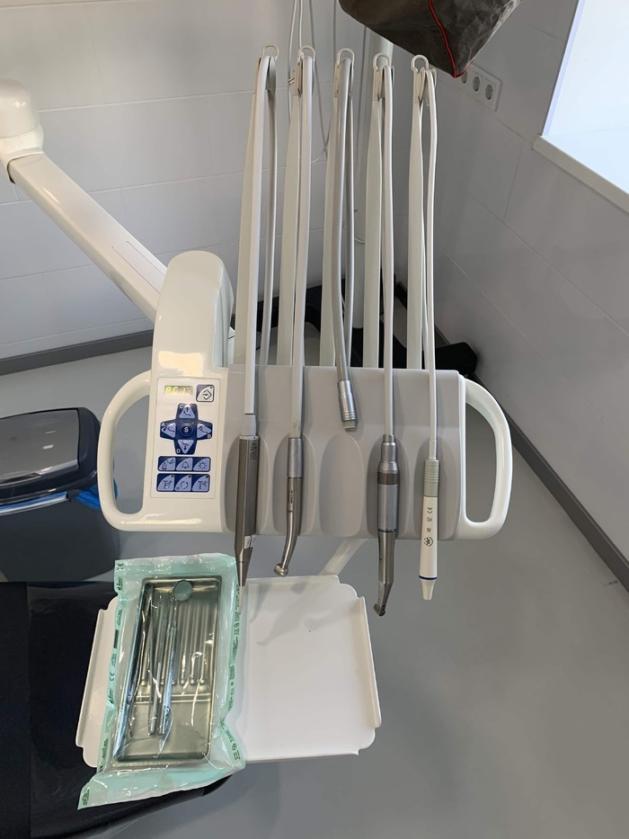 Продаються стоматологічні установки PLANMECA COMPACT i (Фінляндія) Zooble.com.ua