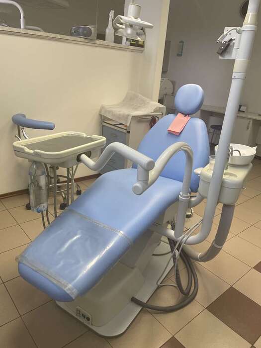 Продажа стоматологічної установки Gnatus (Бразилія) 2004 року випуску у робочому стані. Звертатися: 0662654336 Марина Zooble.com.ua