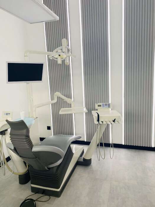 ПРОПОНУЮ Діючій сучасній стоматологічній клініці з дизайнерським ремонтом здається в оренду кабінет(ізольований). Zooble.com.ua