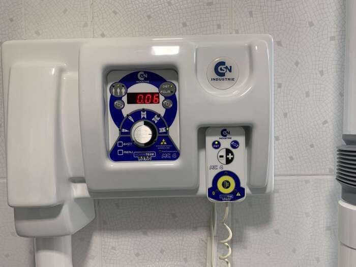 Рентген дентальный стоматологический CSN. MAX 70 HF/DC TUBEHEAD TB3 и цифровой визиограф Gendex Zooble.com.ua