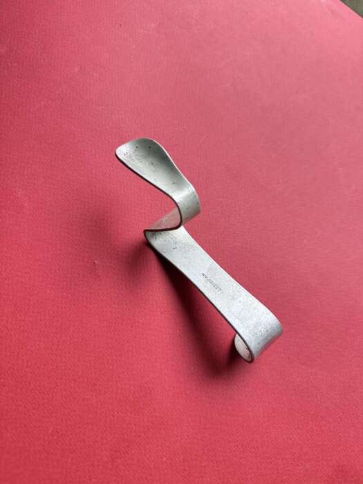 Ретрактор від Хью фріді оригінал американський! Гарний стан! Zooble.com.ua