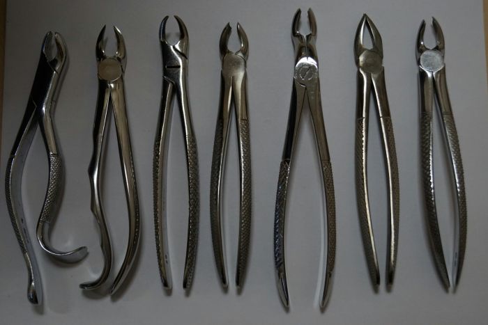 Щипцы клювовидные S-образные для удаления зубов в дистальном участке при ограниченном открывании рта Zooble.com.ua