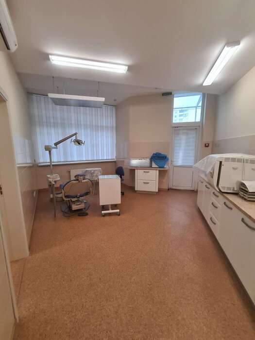 Сдается новый стоматологический кабинет на три рабочих кресла. Новое современное оборудование, рецепшен, рентгенкабинет, Zooble.com.ua