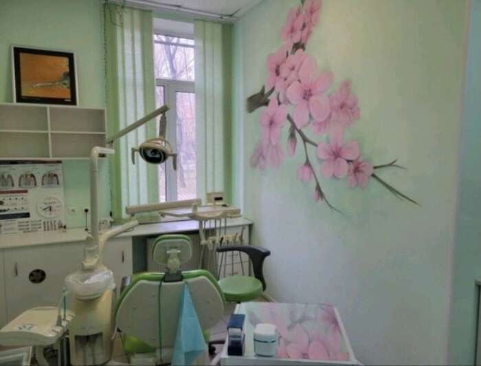 Севастопольська площа.Антонова.Окремийкабінет позмінно.Ренген,КТ,зуботехнічна лабораторія.В клініці є все.телеграм Zooble.com.ua