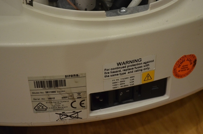 Sirona Cerec 3 інтероральний (внутрішньоротовий) 3D сканер Zooble.com.ua