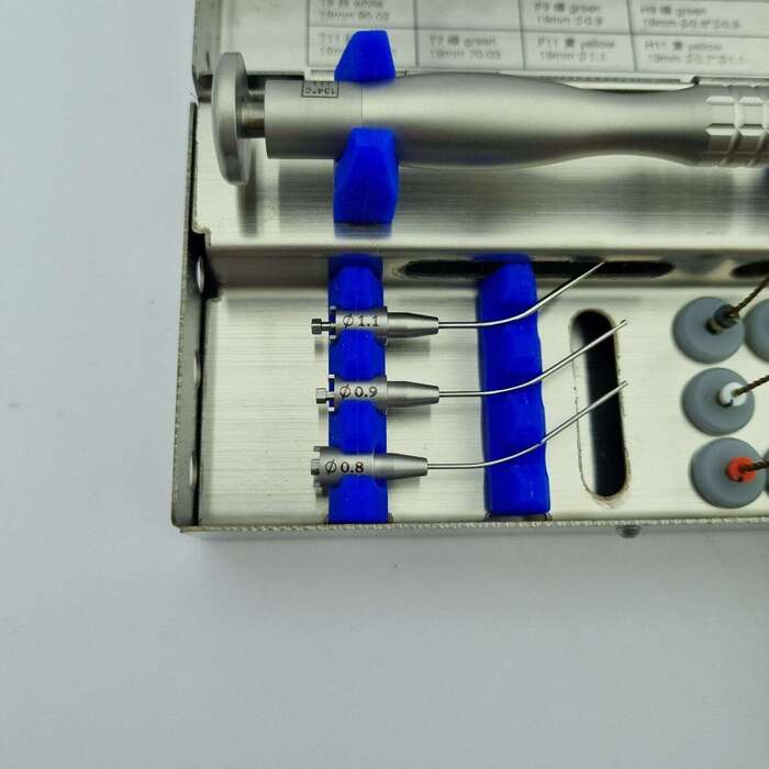 Система видалення зламаних файлів C-FR1 це набір спеціалізованих інструментів для вилучення зламаних файлів з кореневого Zooble.com.ua