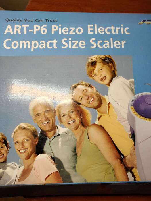 Скалер ART-P6 Piezo Electric Compact Size Scaler.Продається у відмінному стані,практично не використовувався . Zooble.com.ua