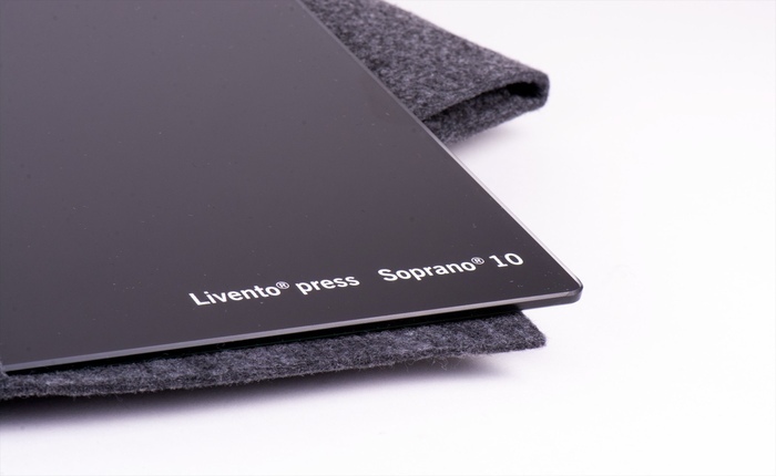 Фірмова скляна палітра Cendres+ Metaux для замішування керамічної маси Zooble.com.ua