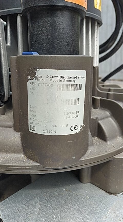 Слиновідсмоктуюча помпа Durr Dental 2014 р.в. Zooble.com.ua