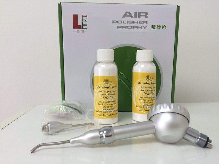 Содоструйка Air Polisher. В комплекті 2 набори соди 130г + додаткова насадка. фіна 1150грн. Zooble.com.ua