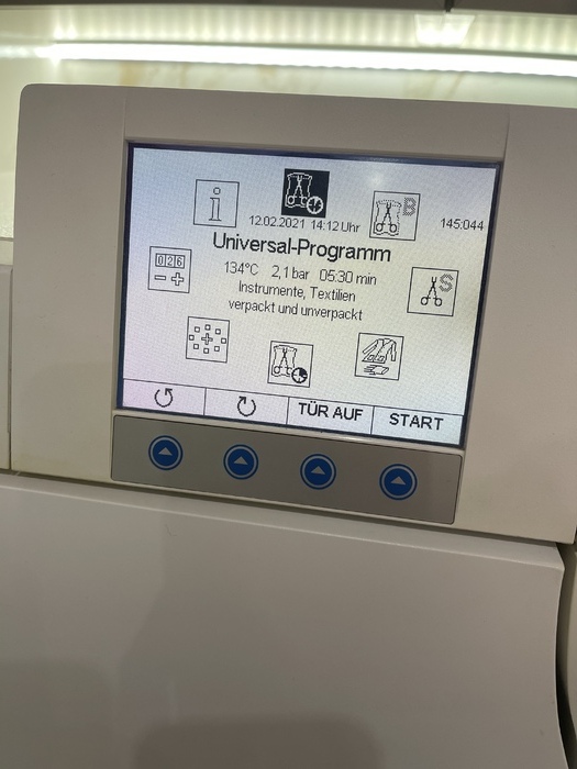 Срочно продам автоклав Melag Vacuklav 40В - 3000 EUR Zooble.com.ua