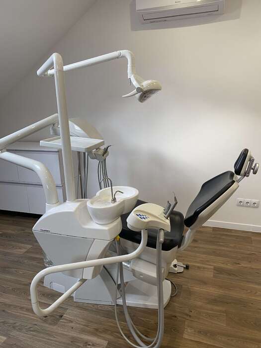 Стомат установка Swident Partner Блок лікаря Пустер (вода/повітря) Скелер EMS Piezonled 2 мікромотори Вих. На турбіну Zooble.com.ua