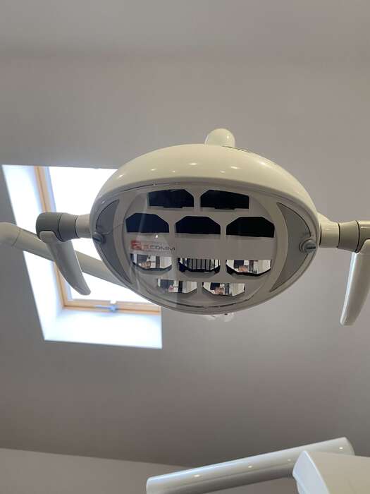 Стомат установка Swident Partner Блок лікаря Пустер (вода/повітря) Скелер EMS Piezonled 2 мікромотори Вих. На турбіну Zooble.com.ua