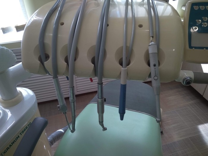 Стоматологическая установка Гранум TS6830 Zooble.com.ua