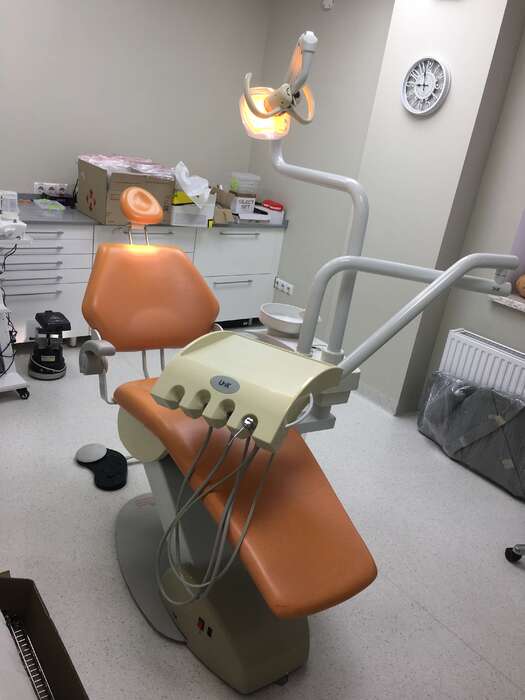 Стоматологическая установка Kavo Unik кресло В хорошем состоянии, все рабочее Находится в Одессе, самовывоз Zooble.com.ua