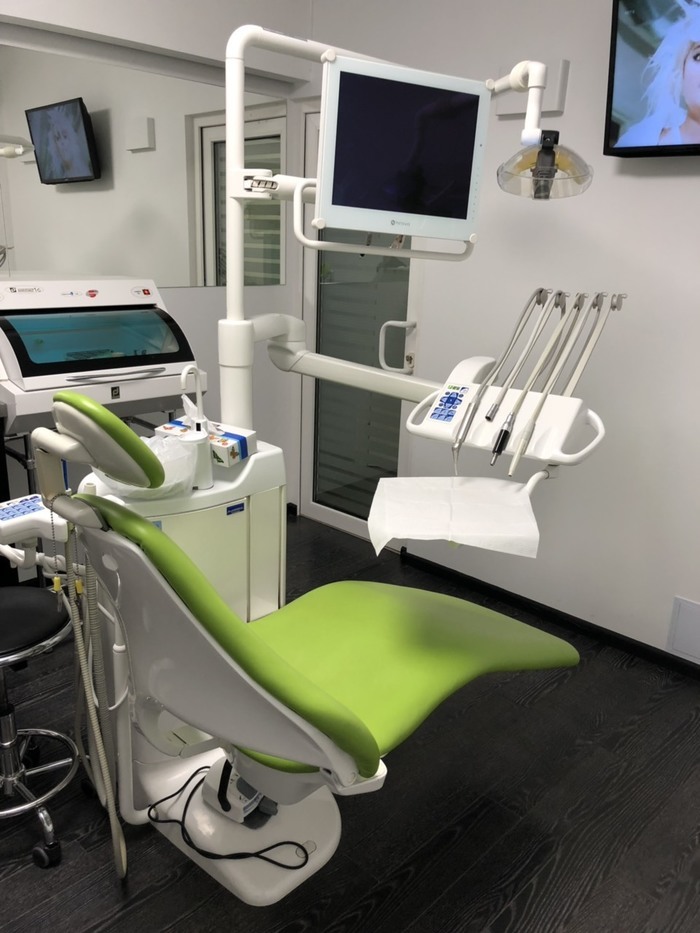 стоматологическая установка planmeca 2010 г Zooble.com.ua