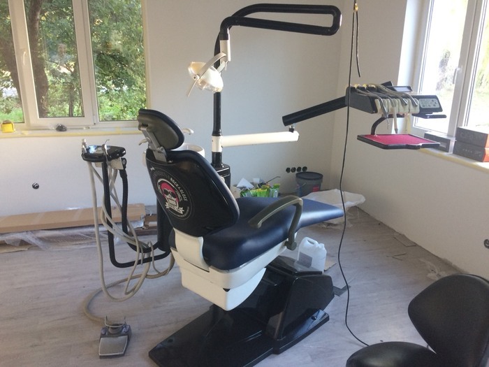 Стоматологическая установка PREMIER 8 NORTH WEST MEDICAL INSTRUMENT Zooble.com.ua