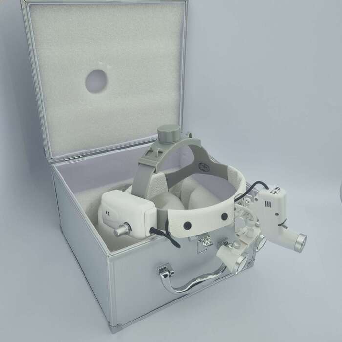 Стоматологические бинокуляры Стоматологічні бінокуляри З шоломом підсвічуванням на шоломі Zooble.com.ua